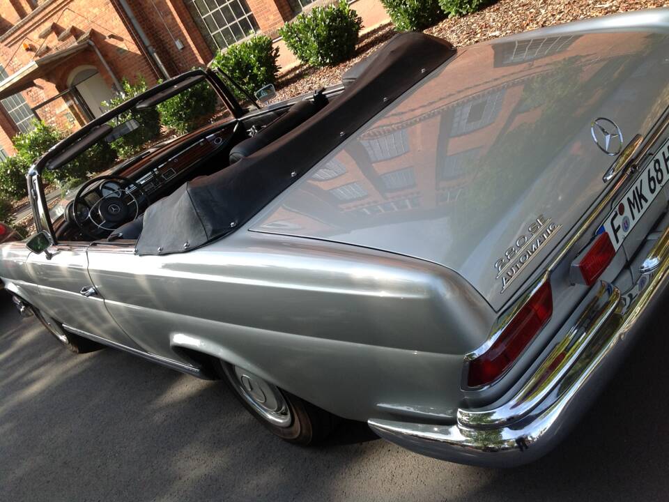 Immagine 7/12 di Mercedes-Benz 280 SE (1968)