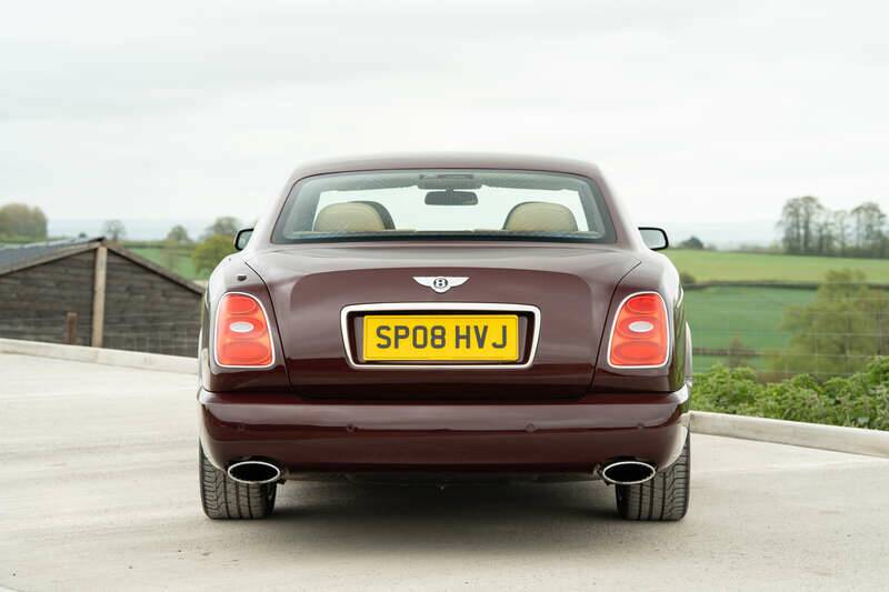 Image 7/50 of Bentley Brooklands (2008)