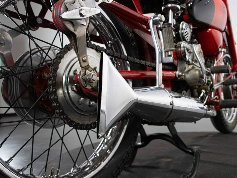 Bild 47/50 von Moto Guzzi Falcone Turismo (1960)