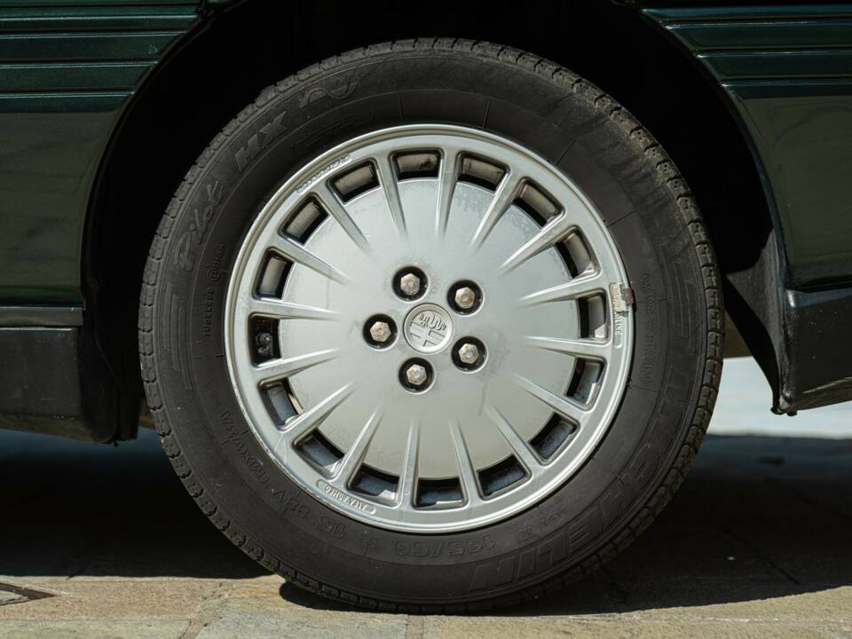 Image 25/50 de Alfa Romeo 164 2.0i V6 Turbo (1992)