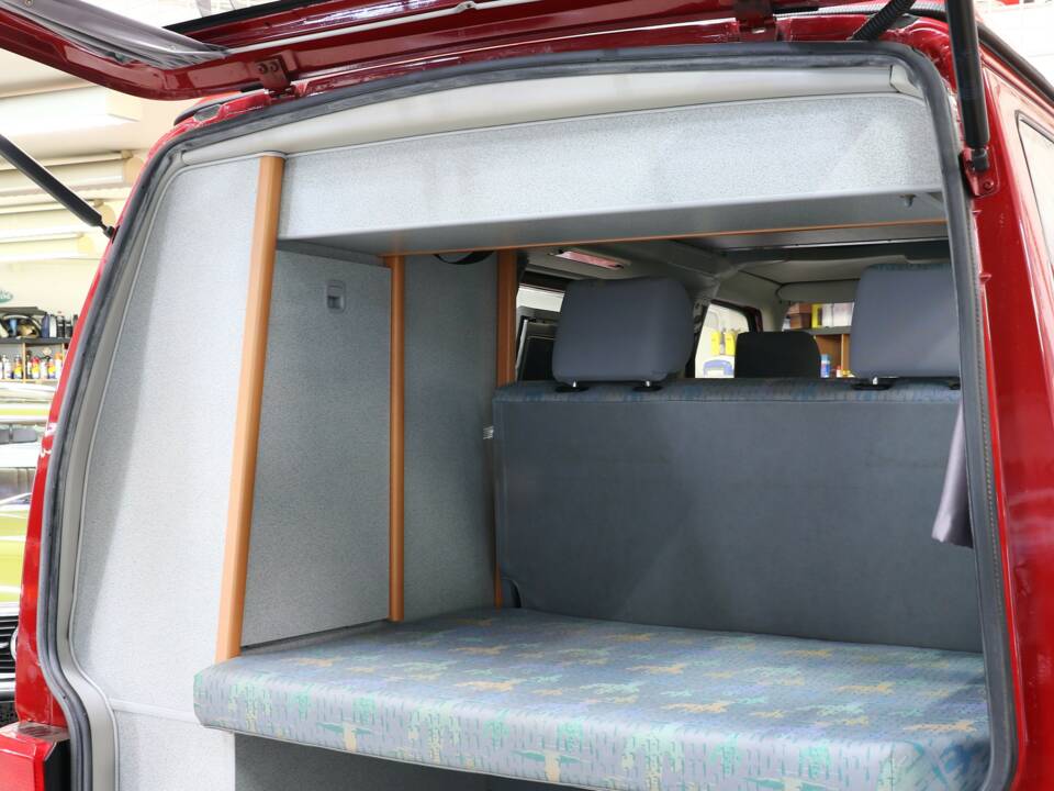 Bild 39/47 von Volkswagen T4 California 2.5 (1995)