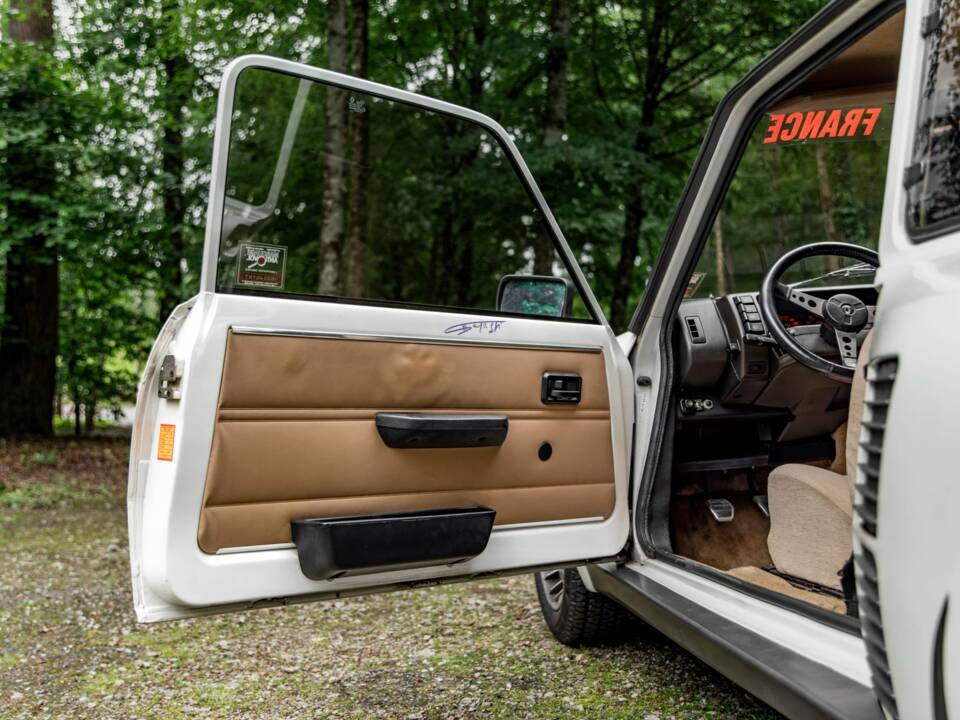 Image 27/49 of Renault R 5 Turbo 2 (1984)