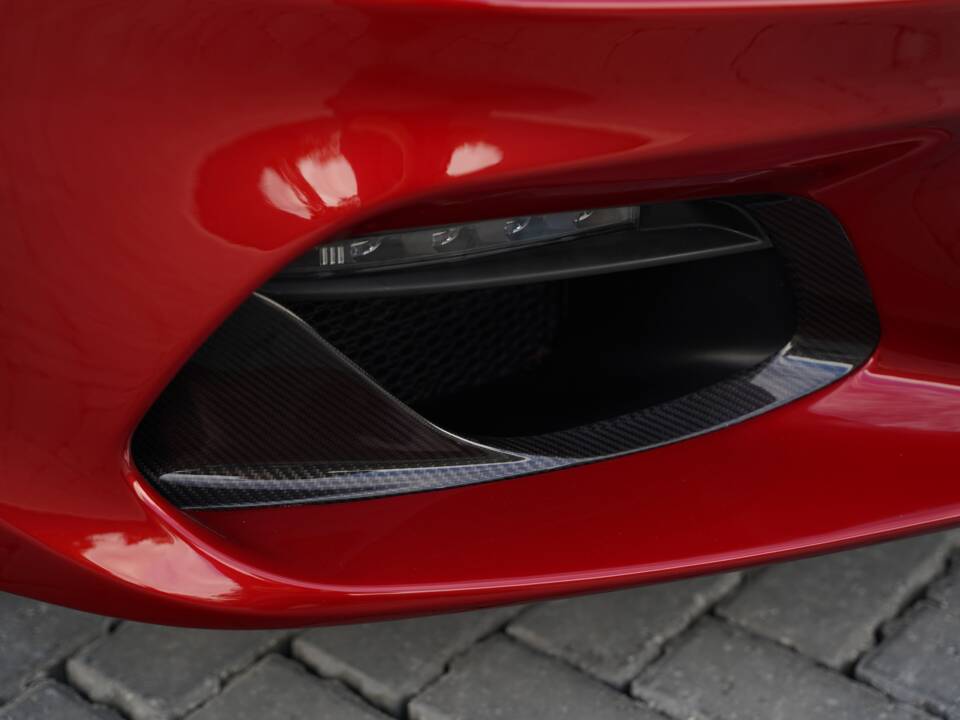 Image 33/50 de Lotus Evora GT410 (2022)