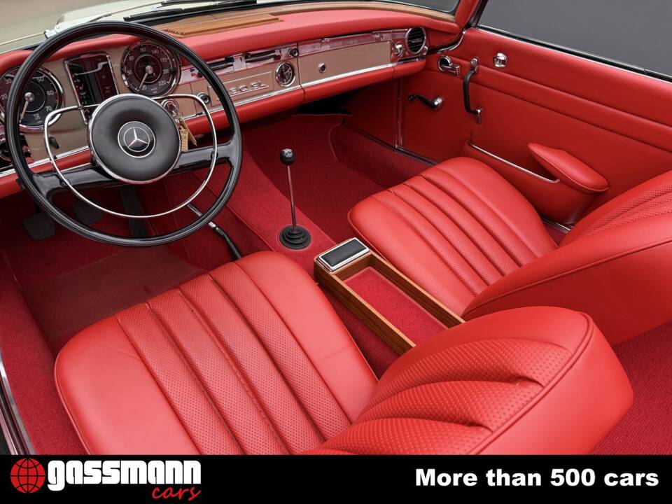 Image 9/15 of Mercedes-Benz 230 SL (1966)