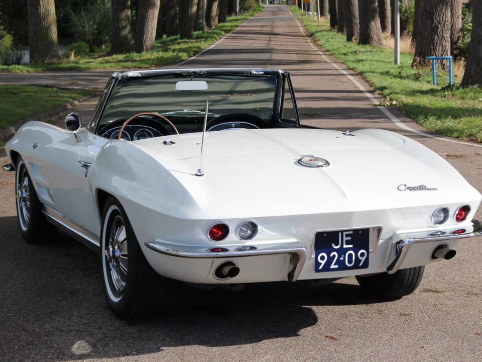 Bild 16/30 von Chevrolet Corvette Sting Ray Convertible (1964)