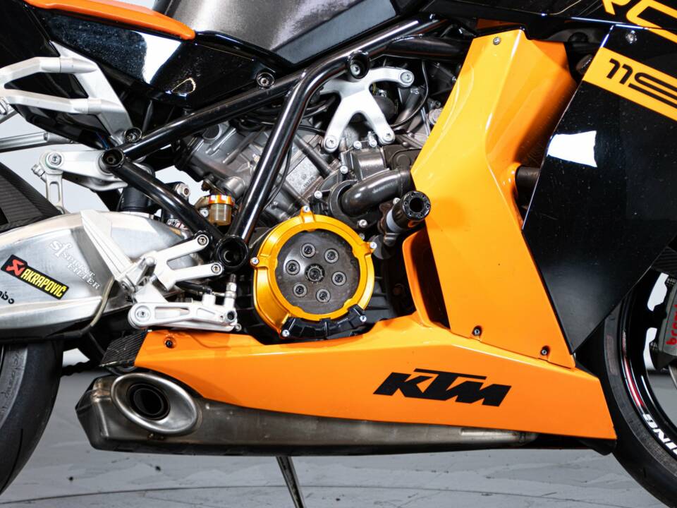 Bild 40/50 von KTM DUMMY (2011)