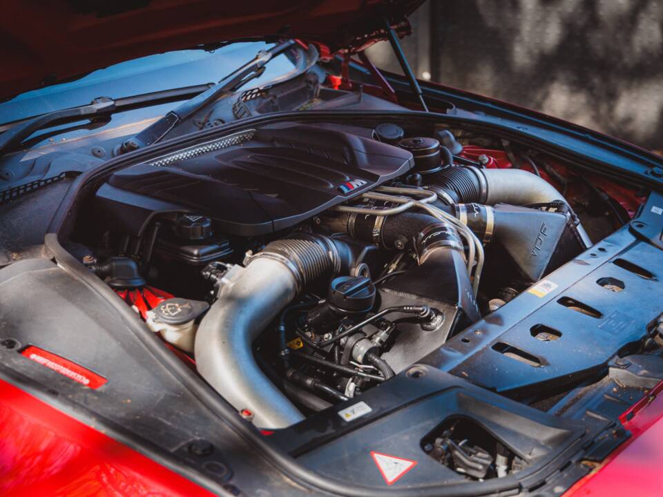 Bild 18/21 von BMW M5 (2013)
