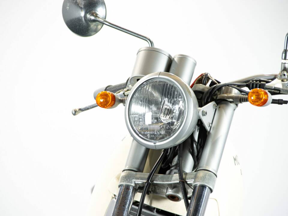 Bild 31/50 von Aprilia Moto 6.5 (2000)