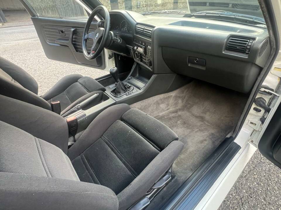 Bild 37/88 von BMW M3 (1988)
