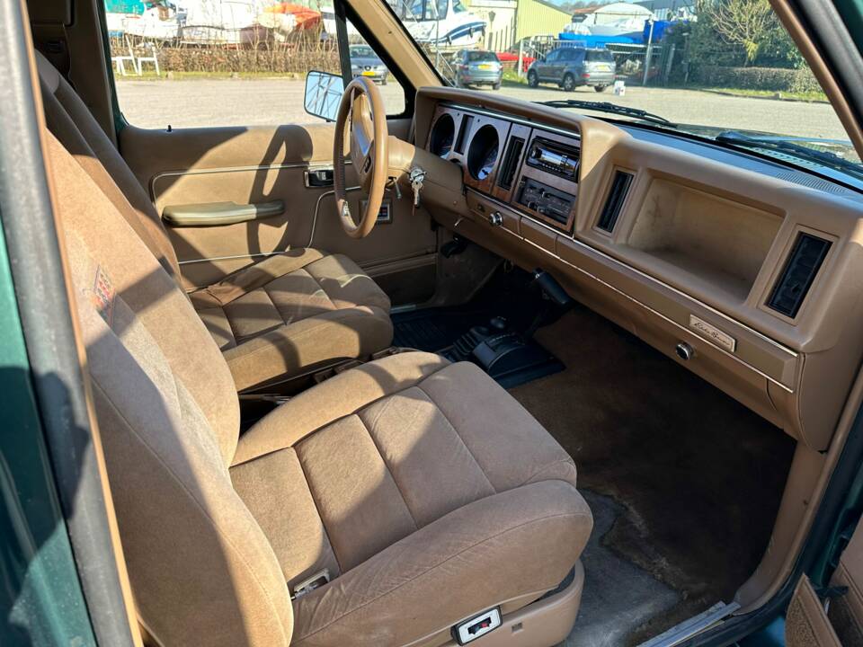 Image 5/5 of Ford Bronco (1988)
