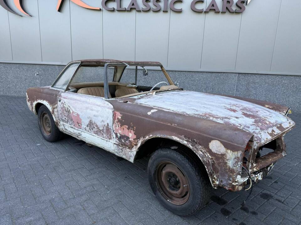 Image 2/50 de Mercedes-Benz 230 SL (1964)