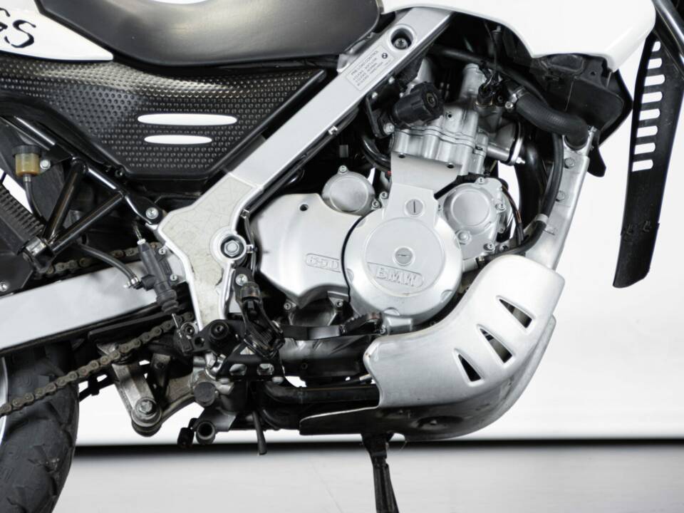 Bild 39/50 von BMW F 650 GS (2000)