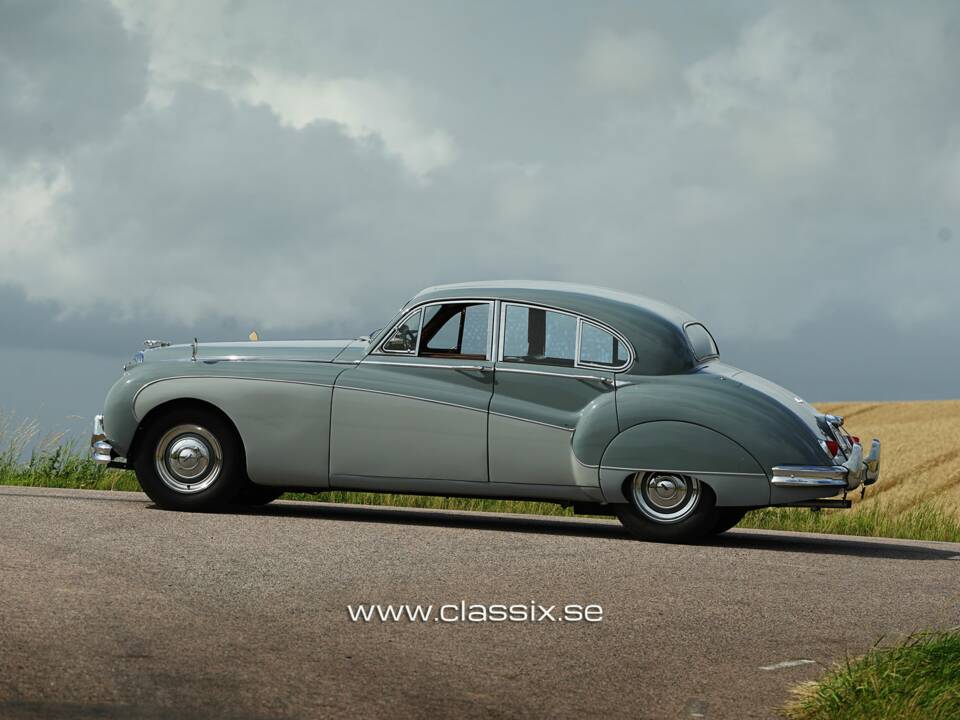 Image 12/25 of Jaguar Mk VIII (1958)