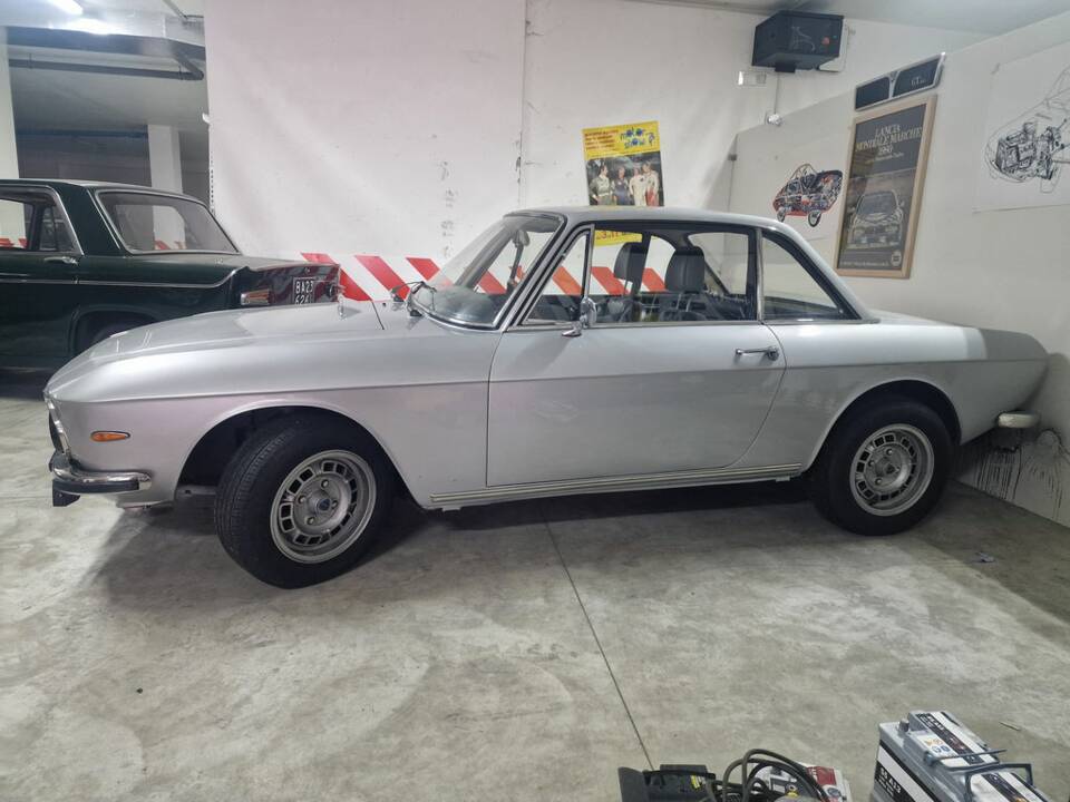 Image 5/8 of Lancia Fulvia 3 (1974)