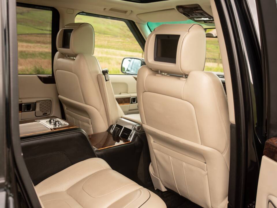 Image 42/50 of Land Rover Range Rover 4.4 TDV8 Vogue SE (2012)