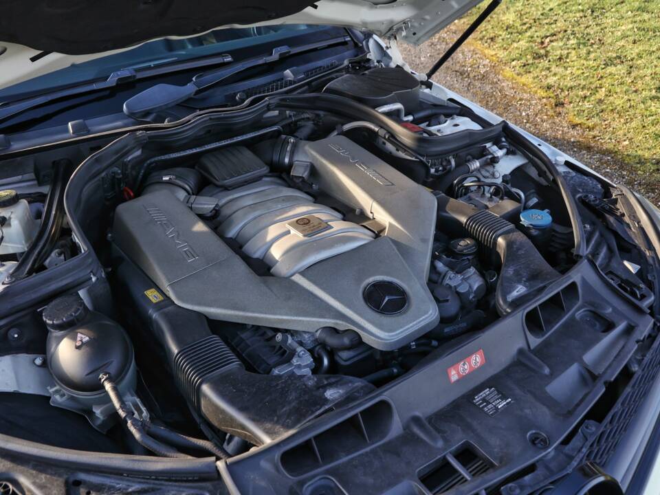 Imagen 27/40 de Mercedes-Benz C 63 AMG (2013)