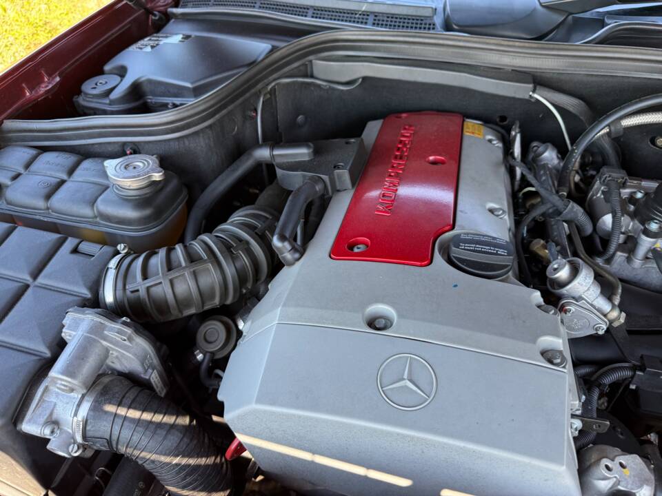 Immagine 17/19 di Mercedes-Benz CLK 230 Kompressor (1999)