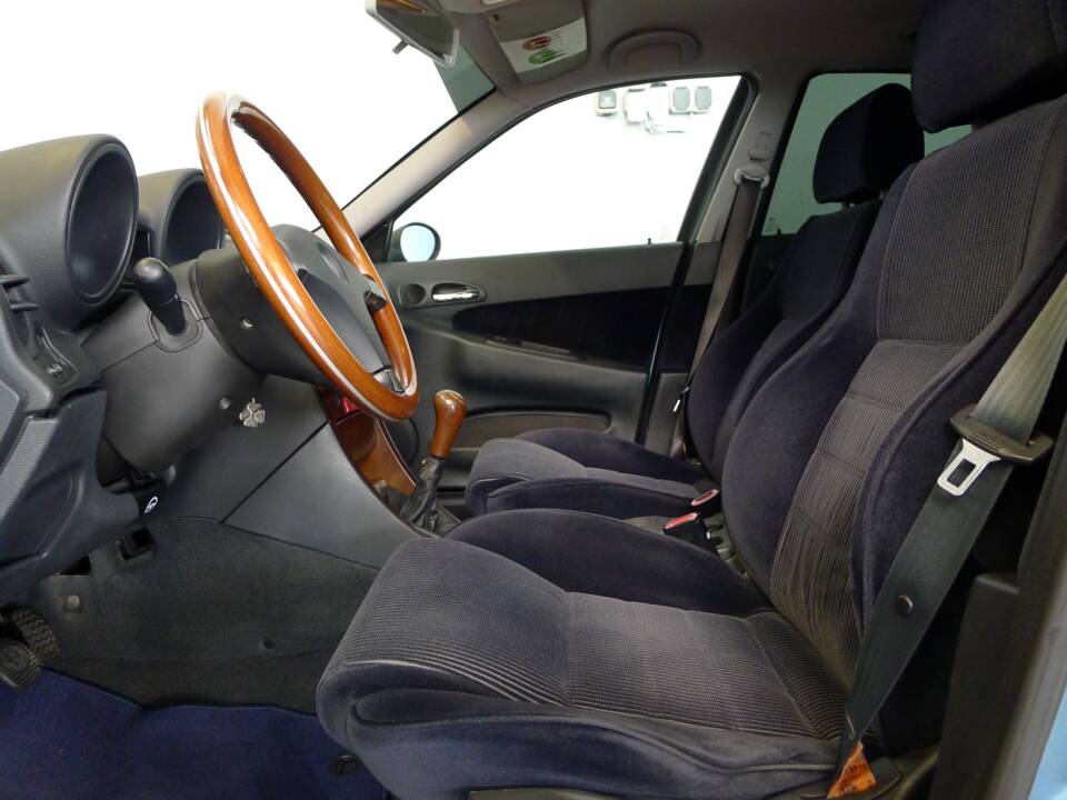 Imagen 34/49 de Alfa Romeo 156 2.0 TS 16V (1999)