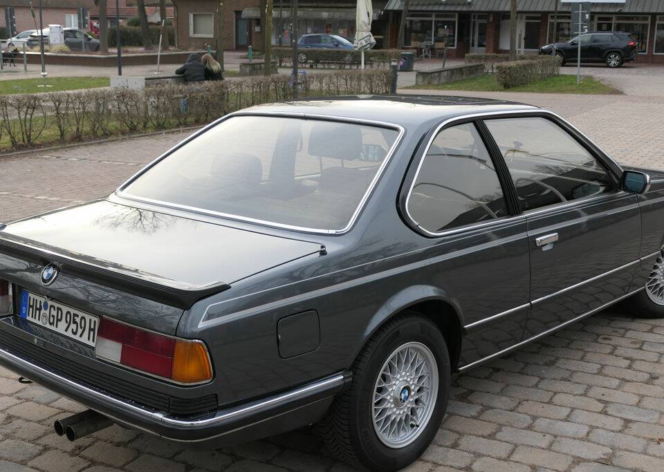 Bild 7/8 von BMW 635 CSi (1985)