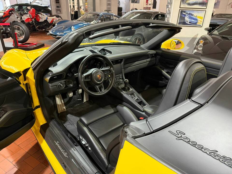 Bild 47/86 von Porsche 911 Speedster (2019)