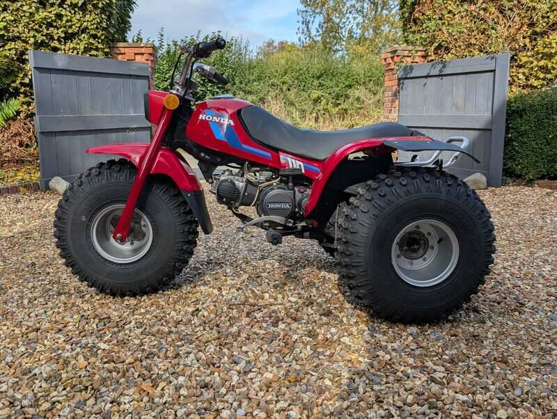 Imagen 2/28 de Honda DUMMY (1984)