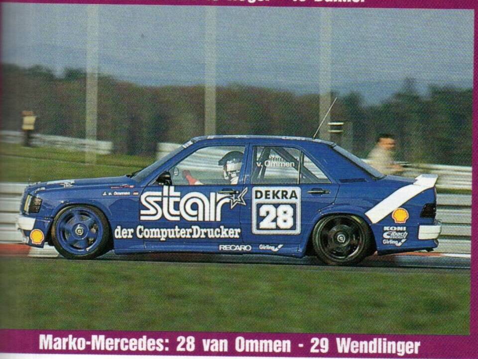 Image 15/16 of Mercedes-Benz 190 E 2.5-16 (1988)