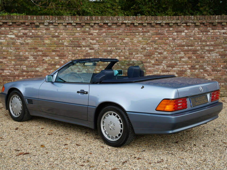 Image 43/50 of Mercedes-Benz 300 SL (1991)