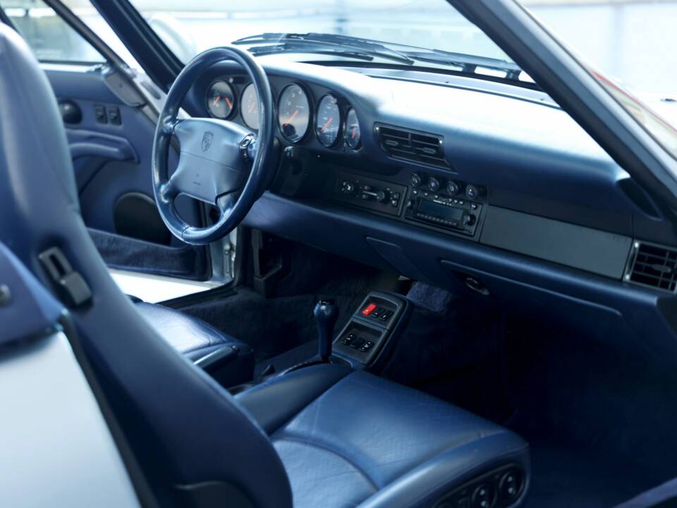 Bild 29/50 von Porsche 911 Carrera (1995)