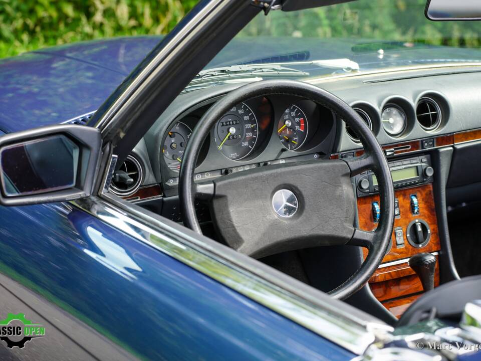 Immagine 28/60 di Mercedes-Benz 420 SL (1987)