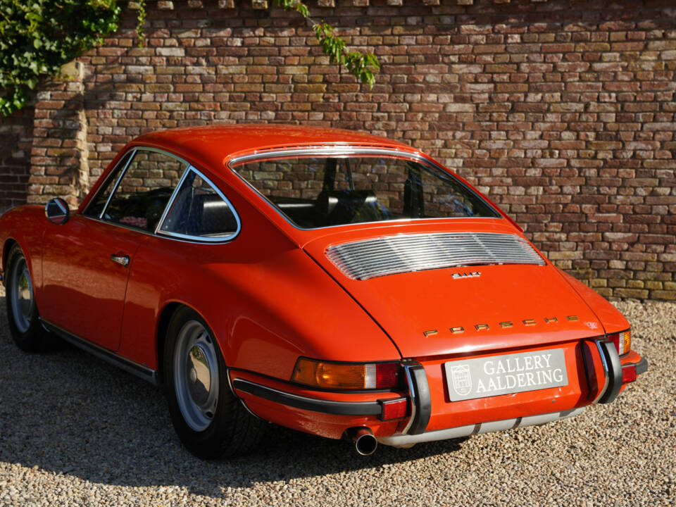 Image 38/50 of Porsche 911 2.2 T (1971)