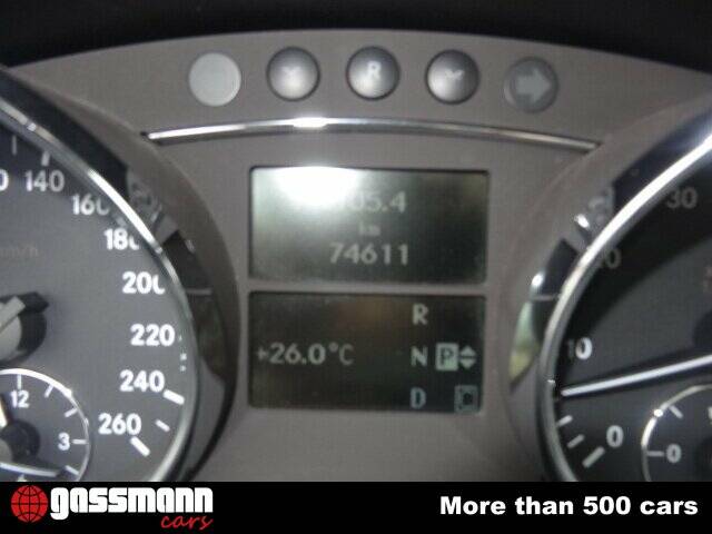 Bild 11/15 von Mercedes-Benz R 500 4MATIC (2006)
