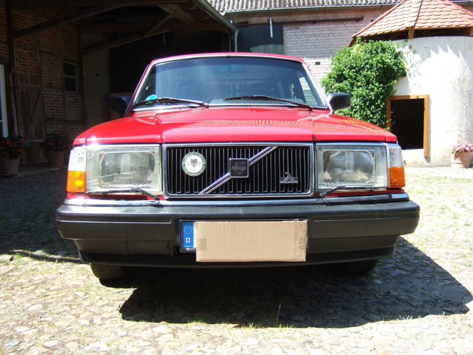 Image 5/30 of Volvo 240 Kombi (1988)