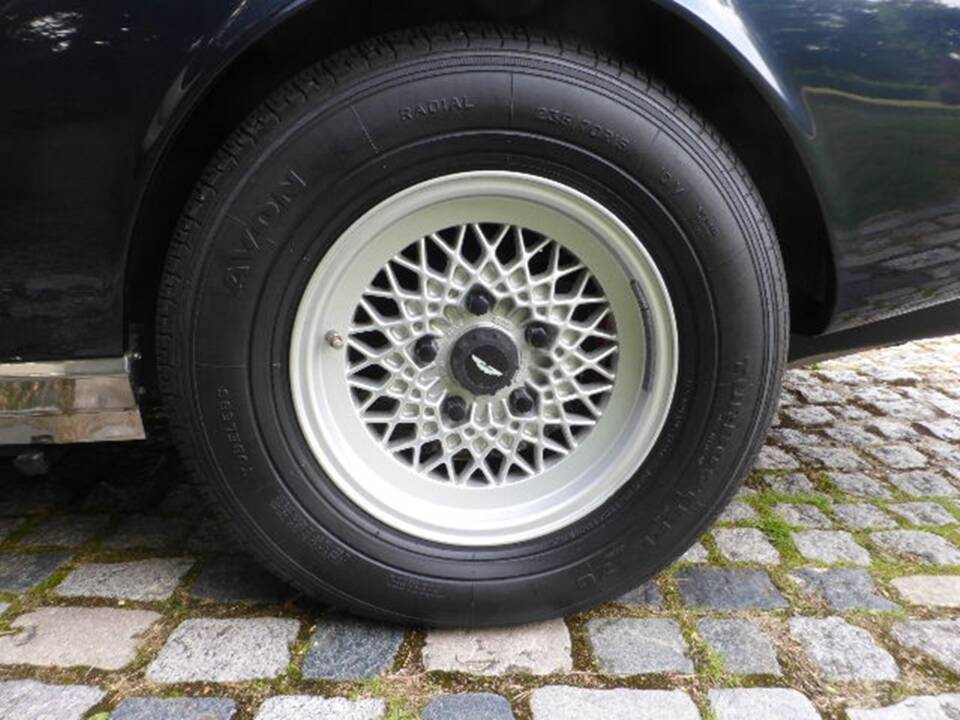 Immagine 29/32 di Aston Martin V8 (1973)