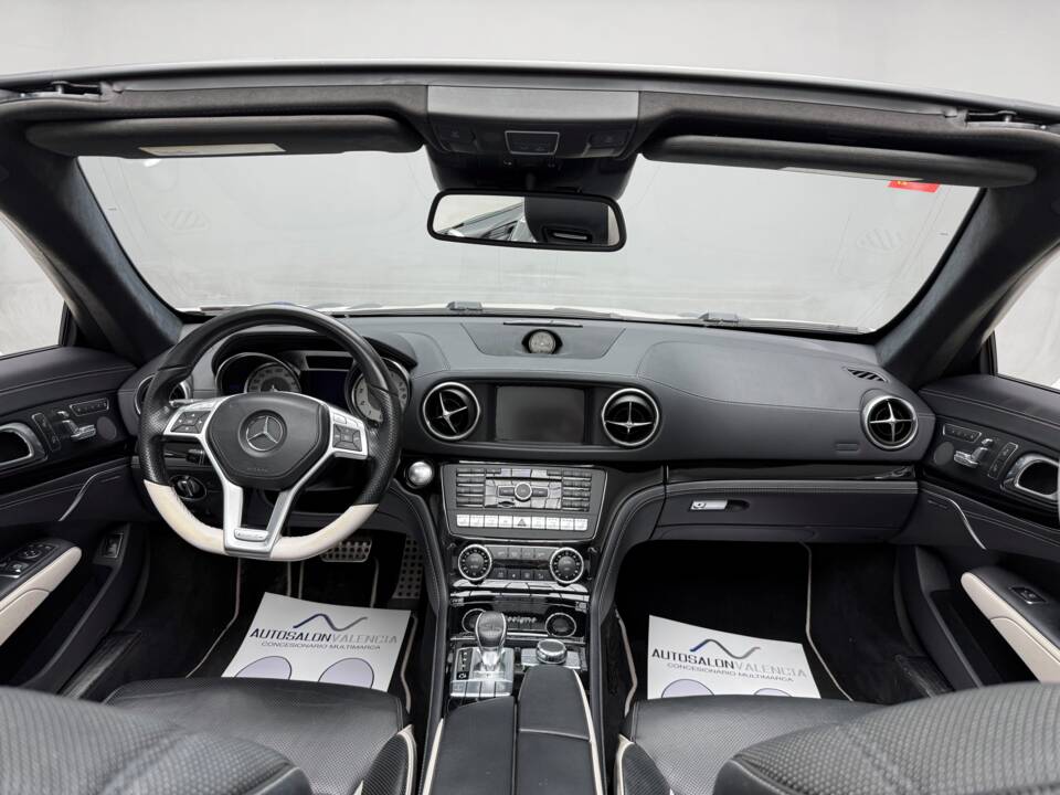 Bild 17/26 von Mercedes-Benz SL 500 (2015)