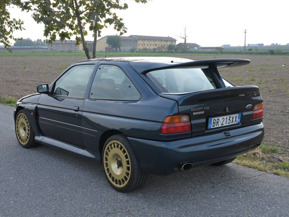 Bild 24/73 von Ford Escort RS Cosworth (1992)