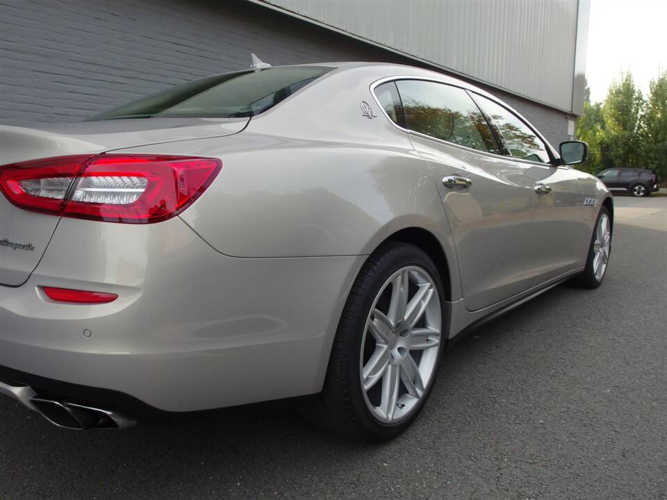 Image 23/98 of Maserati Quattroporte GTS (2015)