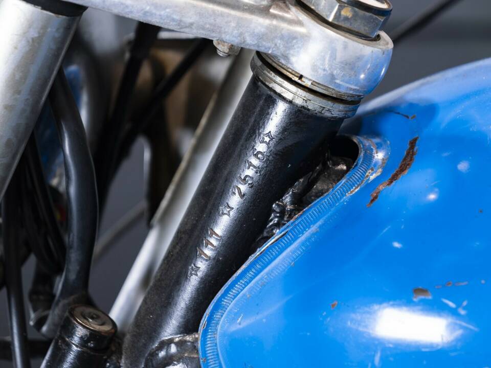 Image 35/50 of Gilera DUMMY (1974)