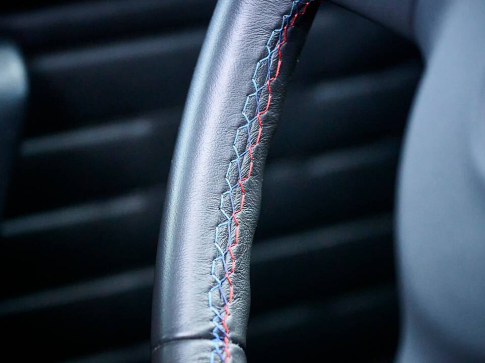 Bild 24/36 von BMW M3 (1989)