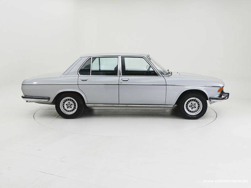 Image 6/15 of BMW 3,0 Si (1972)