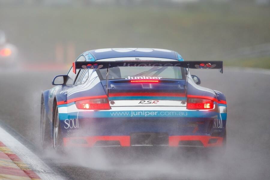 Bild 9/45 von Porsche 911 GT3 RSR (2007)