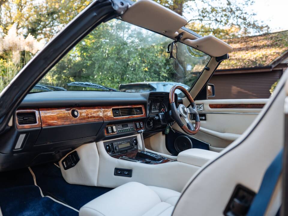 Bild 28/50 von Jaguar XJ-S H.E. (1989)
