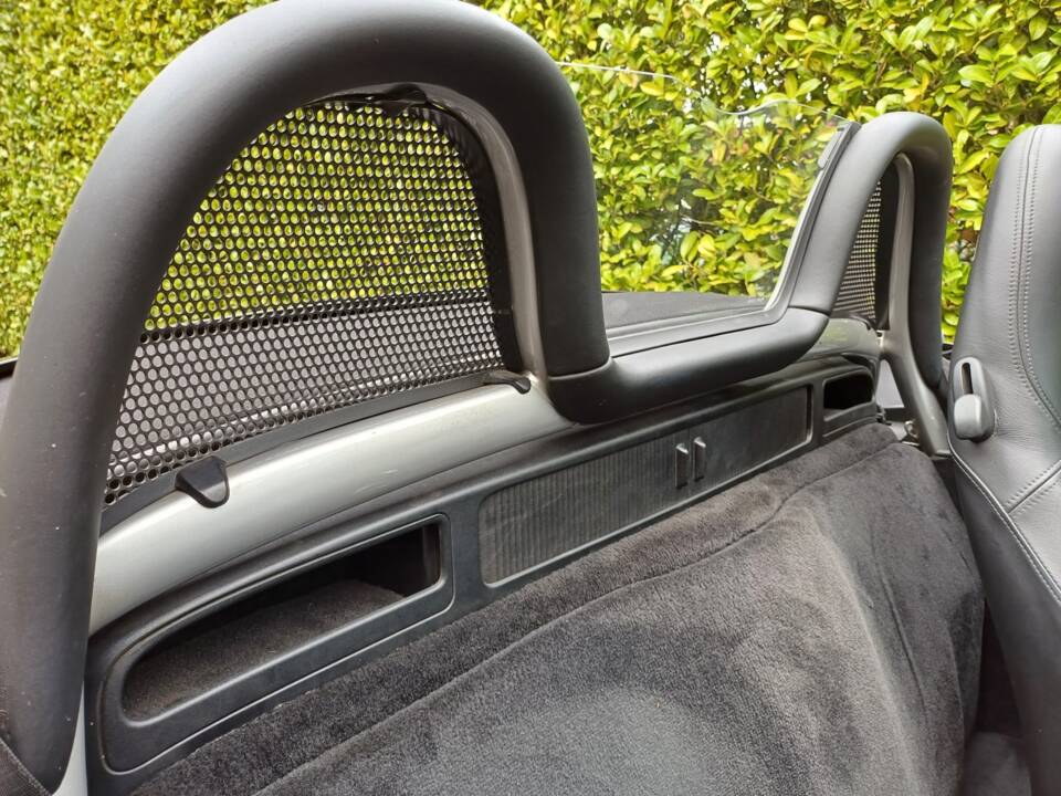 Image 67/82 of Porsche Boxster S (2000)