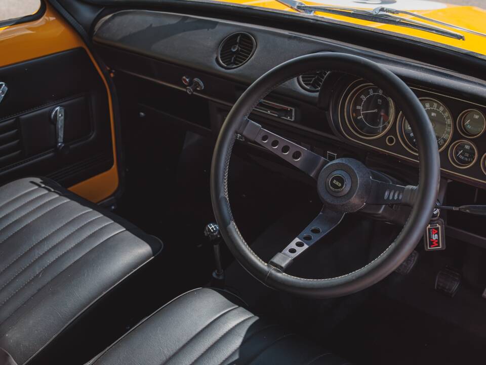 Image 4/50 of Ford Escort Mexico (1971)