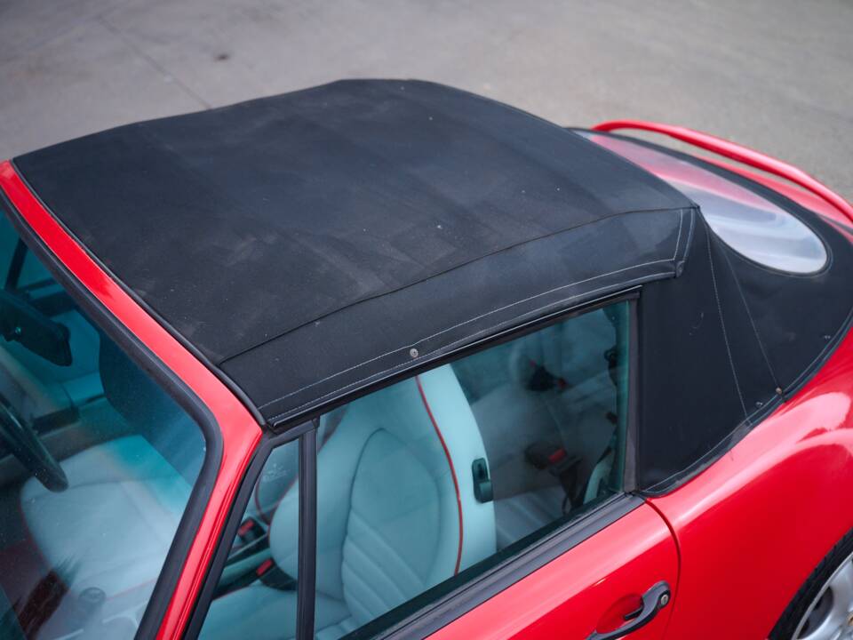 Afbeelding 49/50 van Porsche 911 Carrera 4 (1992)