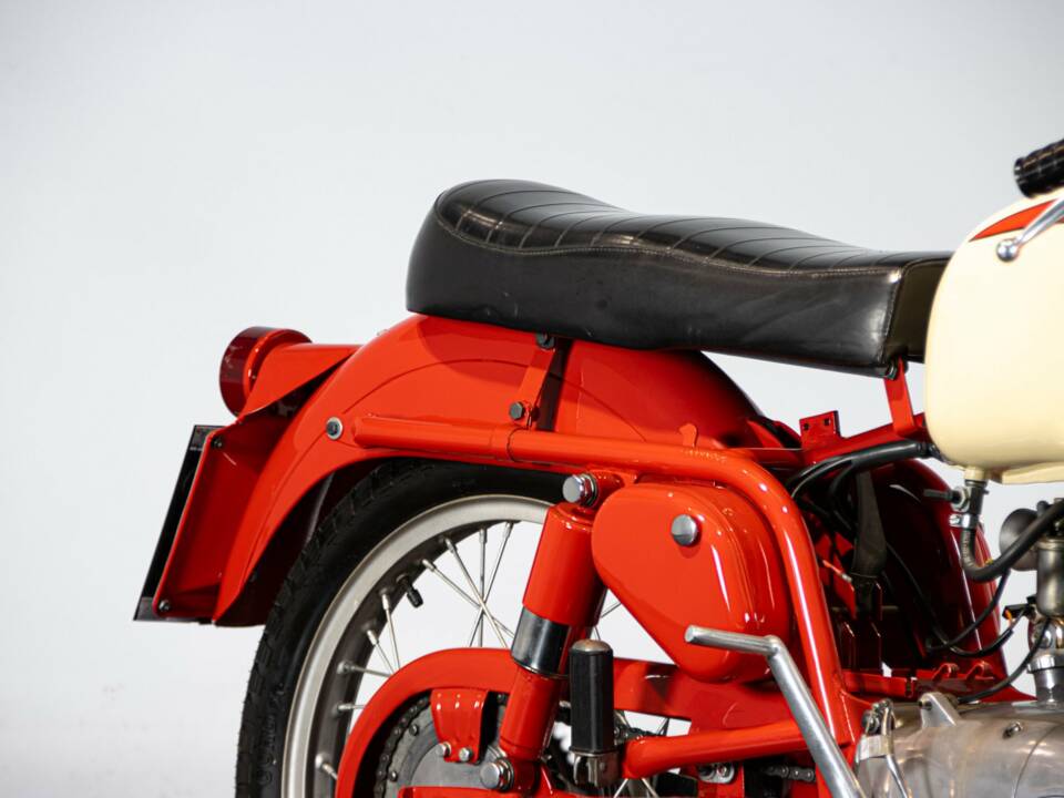 Imagen 33/50 de Gilera DUMMY (1958)