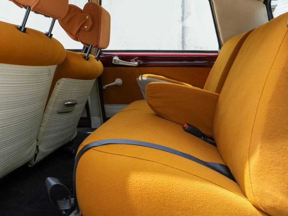 Immagine 24/34 di Citroën ID 19 (1968)