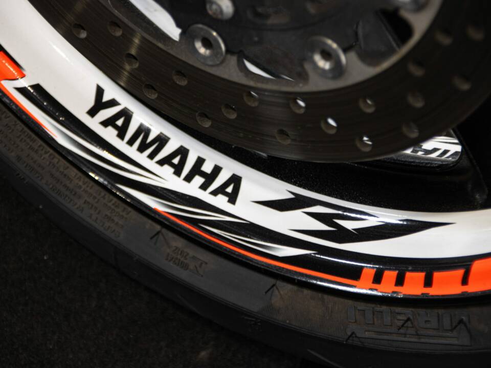 Bild 47/50 von Yamaha YZF 1000 R1 (1998)