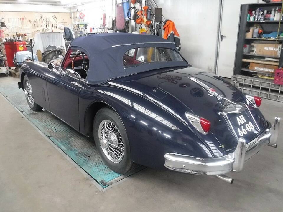 Imagen 6/50 de Jaguar XK 150 OTS (1959)