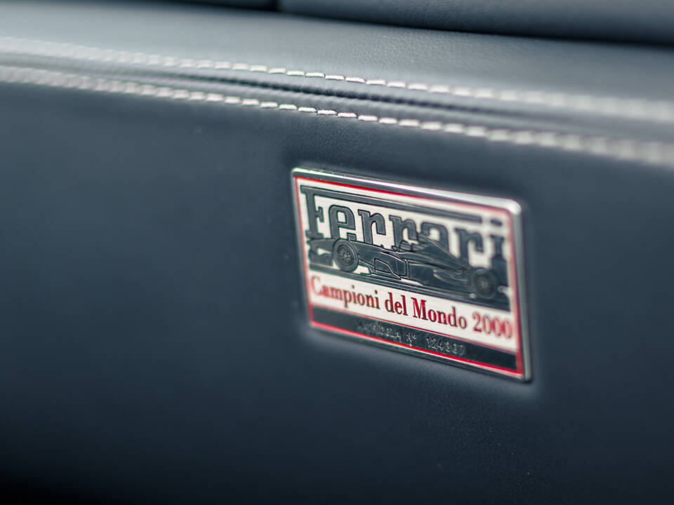 Afbeelding 35/48 van Ferrari 550 Barchetta (2001)