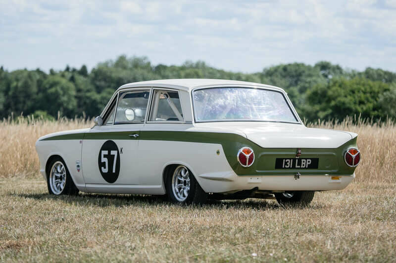 Image 4/50 of Ford Lotus Cortina (1963)